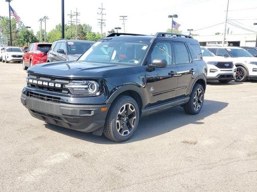 Shadow Black 2022 Ford Bronco Sport Outer Banks