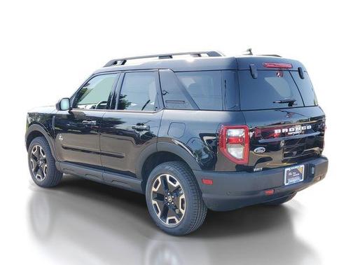 Shadow Black 2022 Ford Bronco Sport Outer Banks