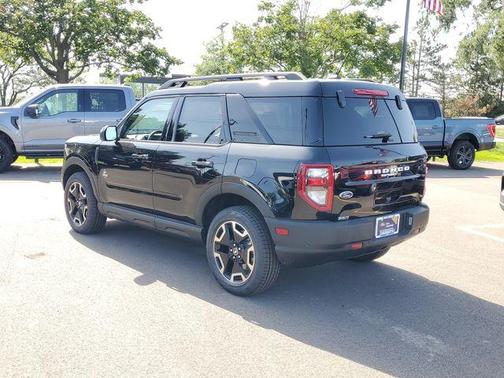 Shadow Black 2022 Ford Bronco Sport Outer Banks
