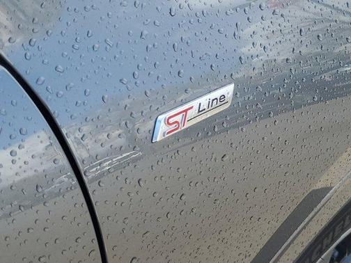 Carbonized Gray Metallic 2024 Ford Escape ST-Line