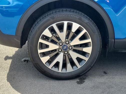 Blue Metallic 2020 Ford Escape Titanium