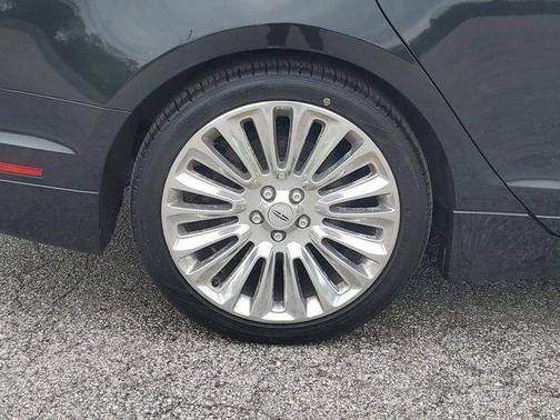 2015 Lincoln MKZ Base
