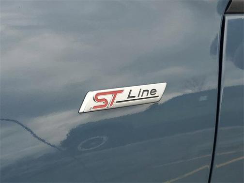 2026 Ford Escape ST-Line Select