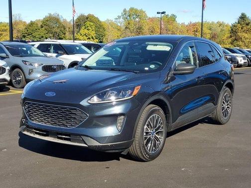 2022 Ford Escape PHEV SE