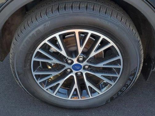 2022 Ford Escape PHEV SE