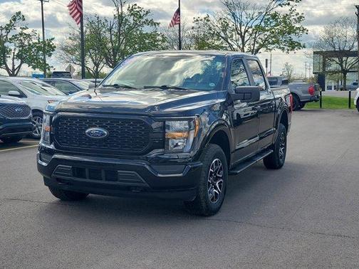 Black Metallic 2023 Ford F-150 XL