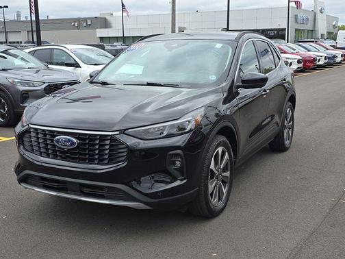 Black Metallic 2024 Ford Escape Platinum