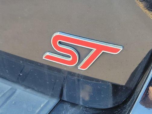 Black Metallic 2020 Ford Explorer ST