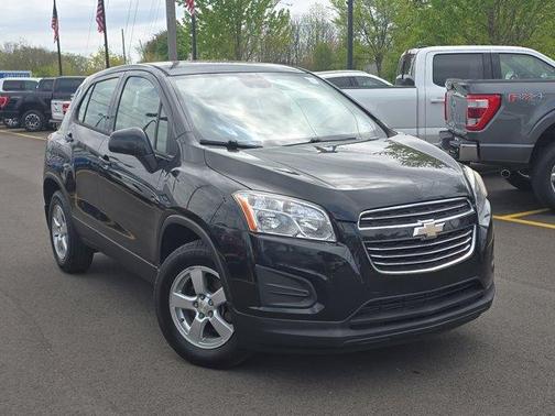 Black Granite Metallic 2016 Chevrolet Trax LS