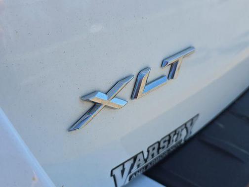 Oxford White 2020 Ford Explorer XLT