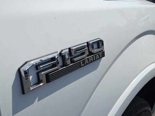 Oxford White 2019 Ford F-150 XLT