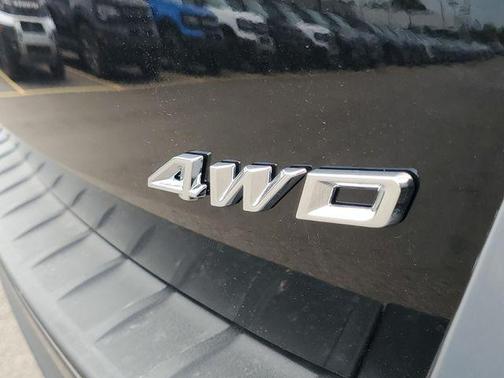 Agate Black Metallic 2026 Ford Explorer Active