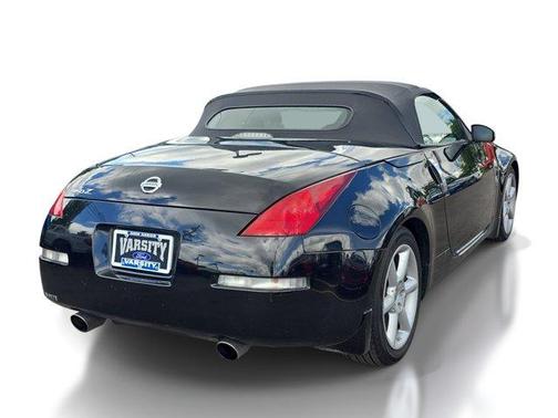 Black 2005 Nissan 350Z Touring