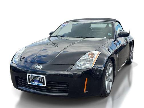 Black 2005 Nissan 350Z Touring