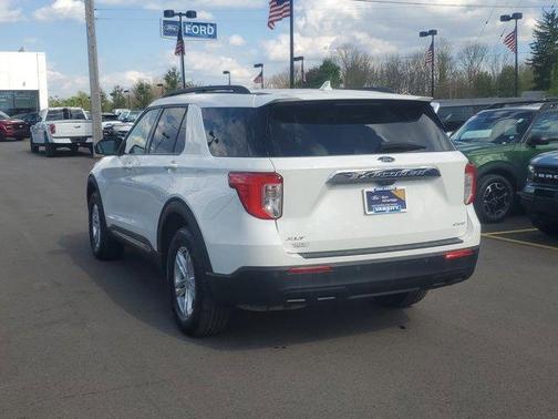 White Metallic 2023 Ford Explorer XLT