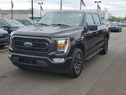 Black Metallic 2023 Ford F-150 XLT