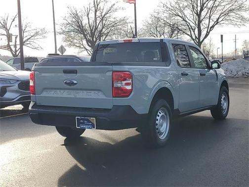 2022 Ford Maverick XL
