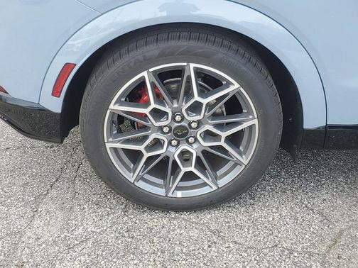 Gray Metallic 2026 Ford Mustang Mach-E GT