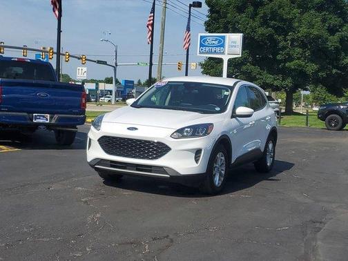 2020 Ford Escape SE