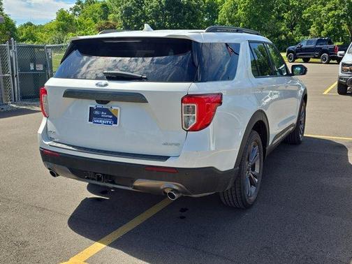 White Metallic 2023 Ford Explorer XLT
