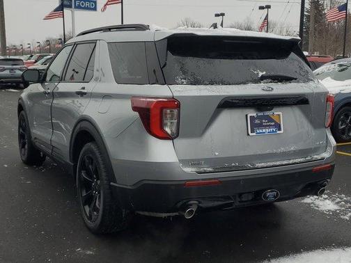 2023 Ford Explorer ST-Line