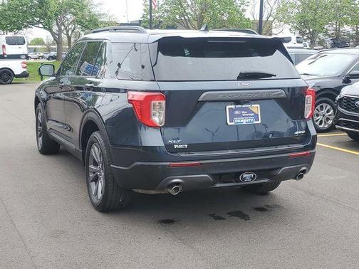 Blue Metallic 2023 Ford Explorer XLT