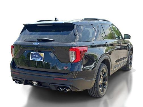 Black Metallic 2023 Ford Explorer ST