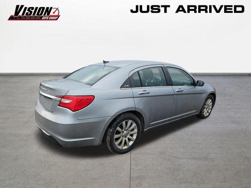 2014 Chrysler 200 Touring