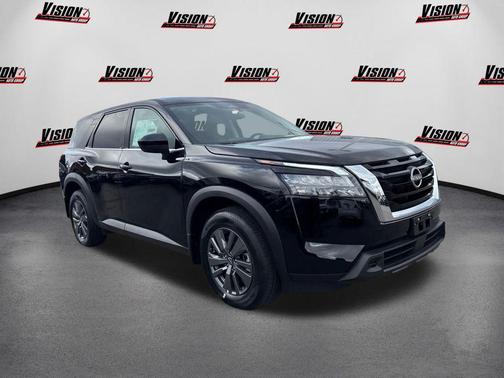 2025 Nissan Pathfinder S 4WD