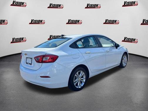 2019 Chevrolet Cruze LS