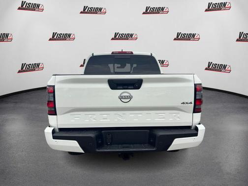 Glacier White 2026 Nissan Frontier SV