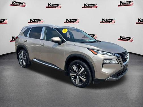 2022 Nissan Rogue SL