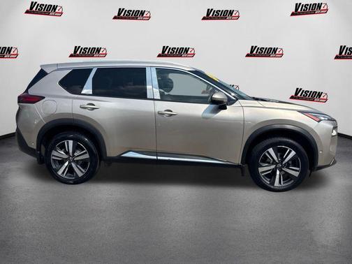 2022 Nissan Rogue SL