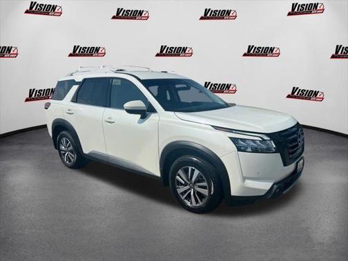 2024 Nissan Pathfinder SL 4WD