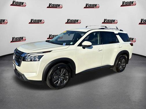 2024 Nissan Pathfinder SV 4WD