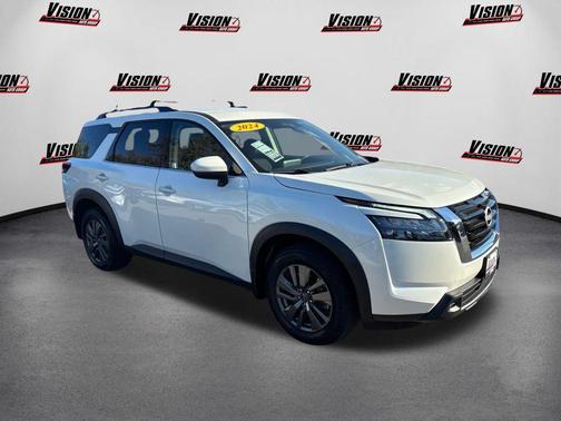 2024 Nissan Pathfinder SV 4WD