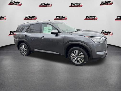 2025 Nissan Pathfinder SL 4WD