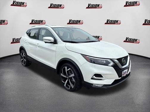 2022 Nissan Rogue Sport SL