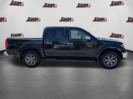 Magnetic Black Pearl 2019 Nissan Frontier SL