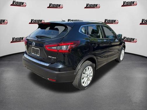 2022 Nissan Rogue Sport SV