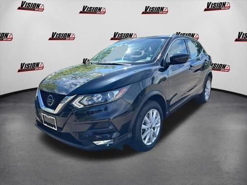 2022 Nissan Rogue Sport SV