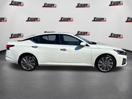 2025 Nissan Altima 2.5 SL