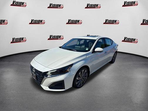 2025 Nissan Altima 2.5 SL