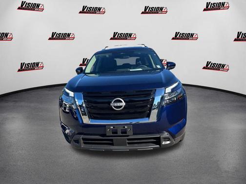 2025 Nissan Pathfinder SV 4WD