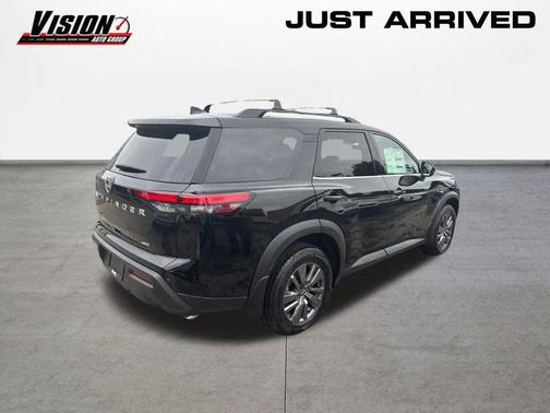 2025 Nissan Pathfinder SV 4WD