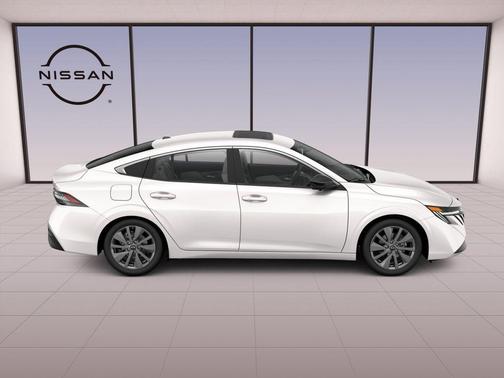 Aspen White Tricoat 2026 Nissan Sentra SL