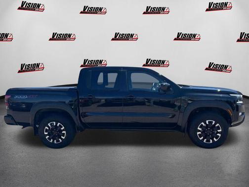 Super Black 2024 Nissan Frontier PRO-4X