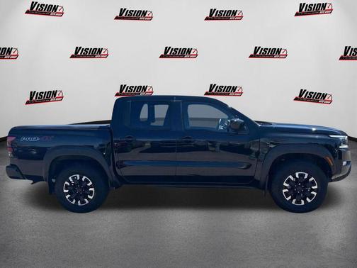 Super Black 2024 Nissan Frontier PRO-4X