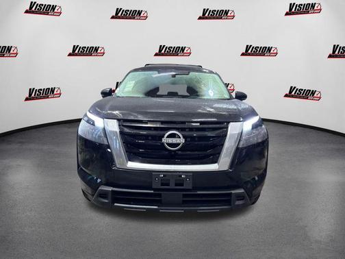 2025 Nissan Pathfinder SV 4WD