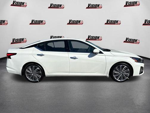 2025 Nissan Altima 2.5 SL